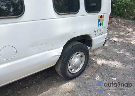 2008 Ford E-250 Commercial/Recreational из США, поврежденный, VIN 1FDNE24W28DB55201